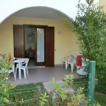 Daire Feel At In With Fenced Garden *