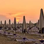 Feel At In With Fenced Garden Daire Bibione