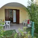 Daire Feel At In With Fenced Garden